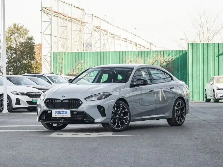 BMW 2 Series exterior