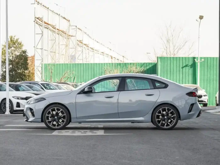 BMW 2 Series exterior