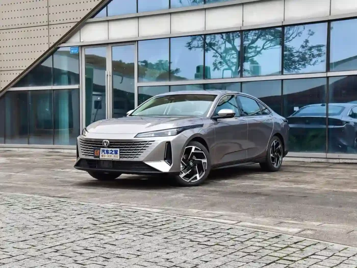 Changan Lamore – Image 1
