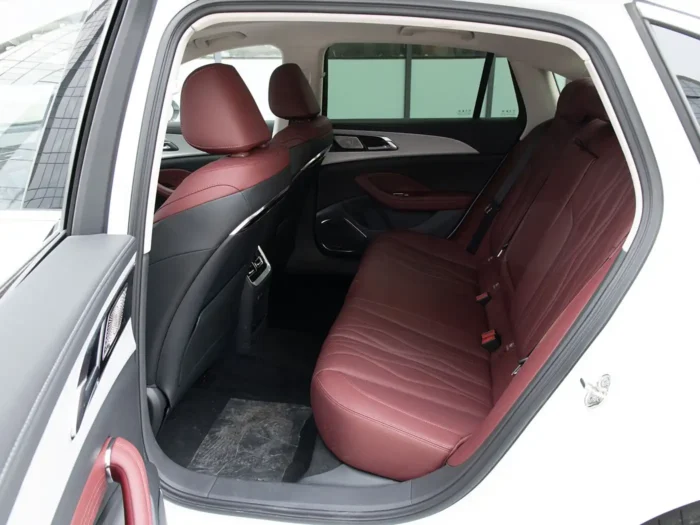 Hongqi H5 - Image 7