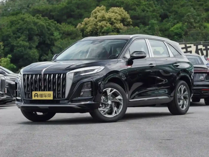 Hongqi HS3 — изображение 1