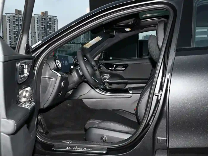 Mercedes-Benz C-Class - Image 6