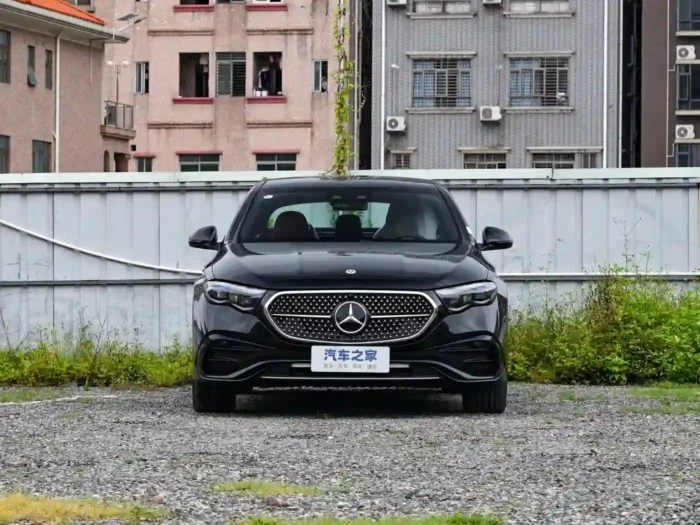 Mercedes-Benz E-Class - Image 2