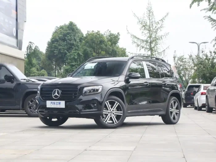 ⁦Mercedes-Benz GLB⁩ - الصورة ⁦1⁩