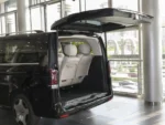 ⁦Mercedes-Benz V-Class⁩ - الصورة ⁦9⁩
