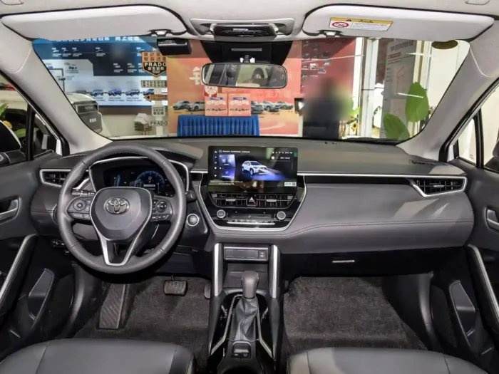 Toyota Corolla Cross(Gasoline) - Image 5