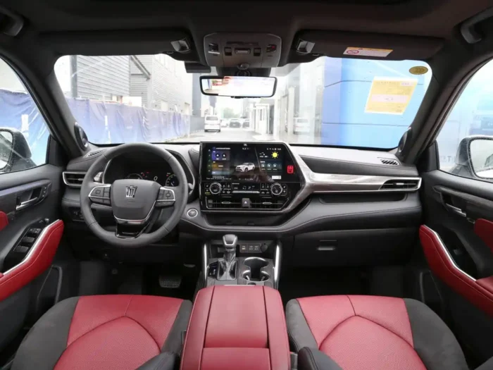 Toyota Crown Kluger(Hybrid) - Image 5
