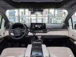 Toyota Grevia - Image 5