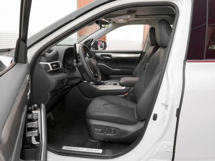 Toyota Hanlanda(Gasoline) — изображение 6