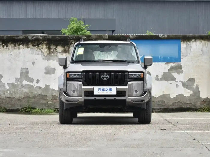 Toyota Prado - Image 2