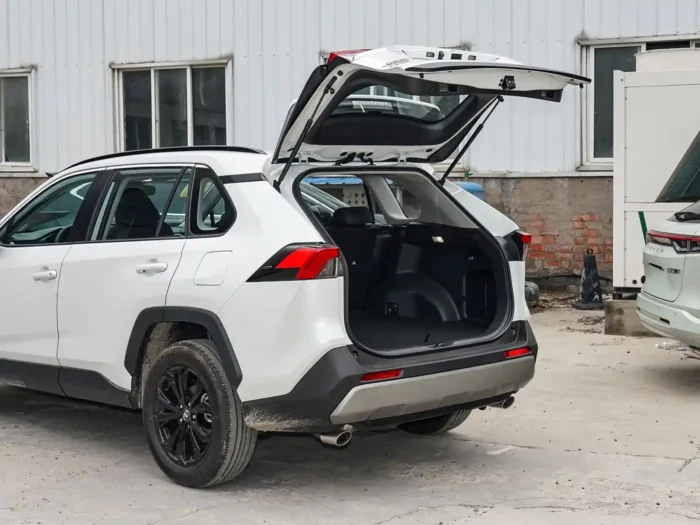 Toyota RAV4 — изображение 9