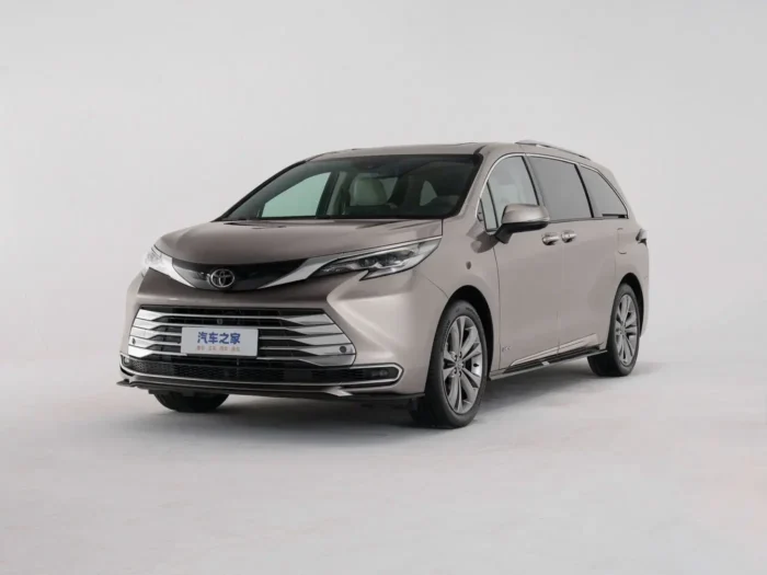 Toyota Sienna – Image 1