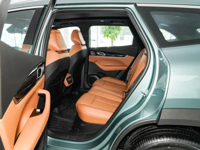 Geely Boyue L — изображение 8