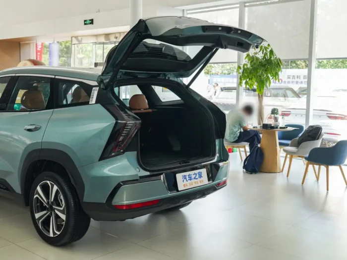 Geely Boyue L — изображение 5