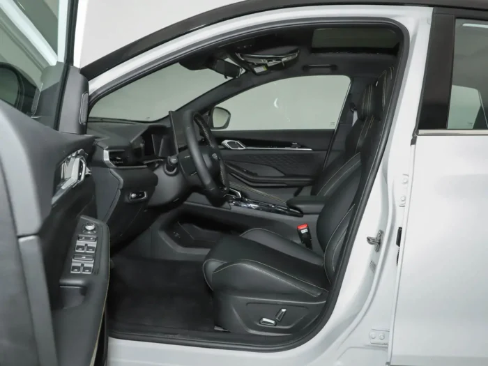 Geely Coolray - Image 6