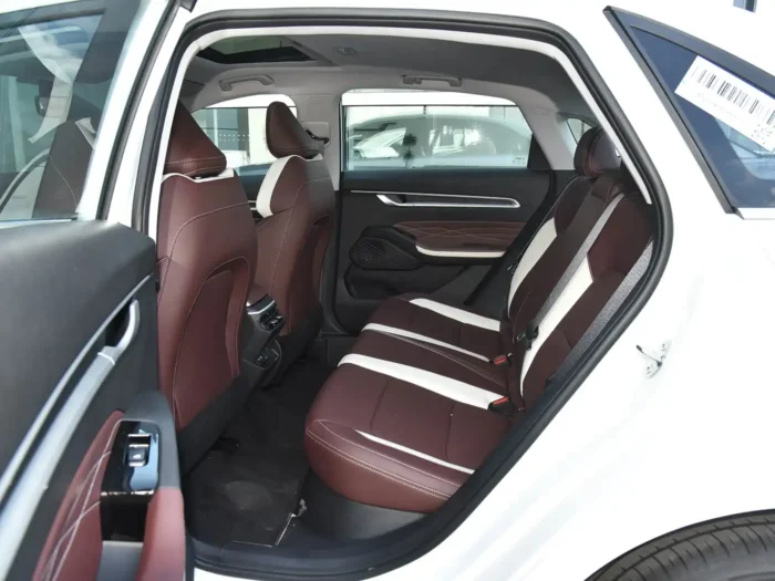 Geely EMGRAND(Gasoline) - Image 7