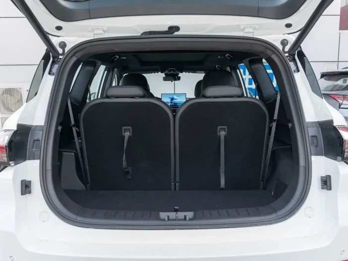 Geely Haoyue L - Image 10
