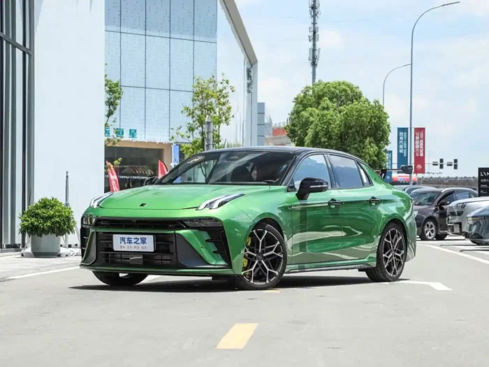 Lynk & Co 03 - Image 1