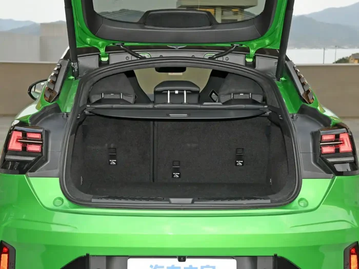 Lynk & Co 05 - Image 9
