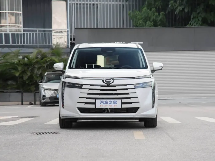 ⁦Trumpchi E8⁩ - الصورة ⁦2⁩
