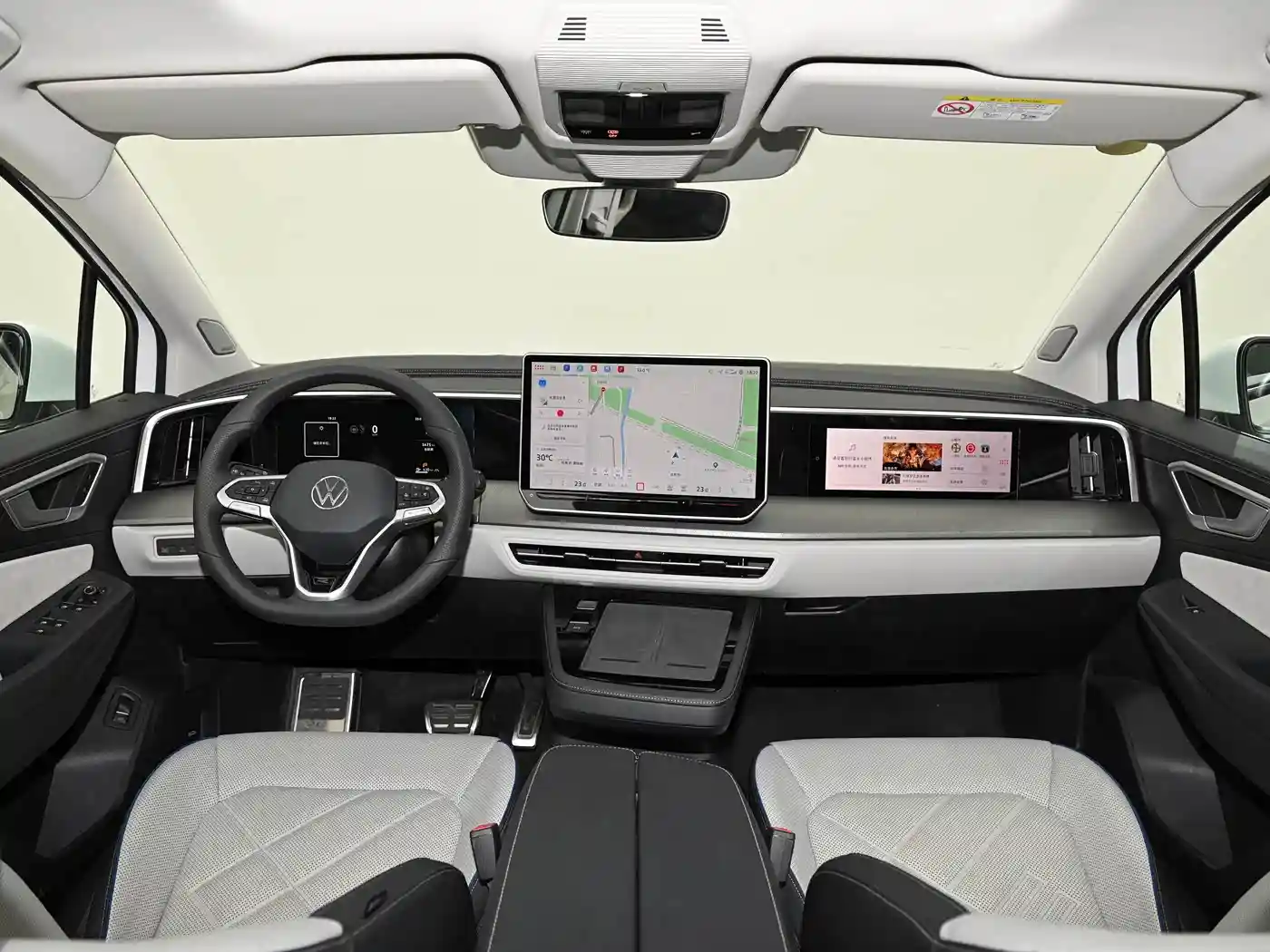 Volkswagen Talagon interior (3)_1 Volkswagen Talagon - Image 5