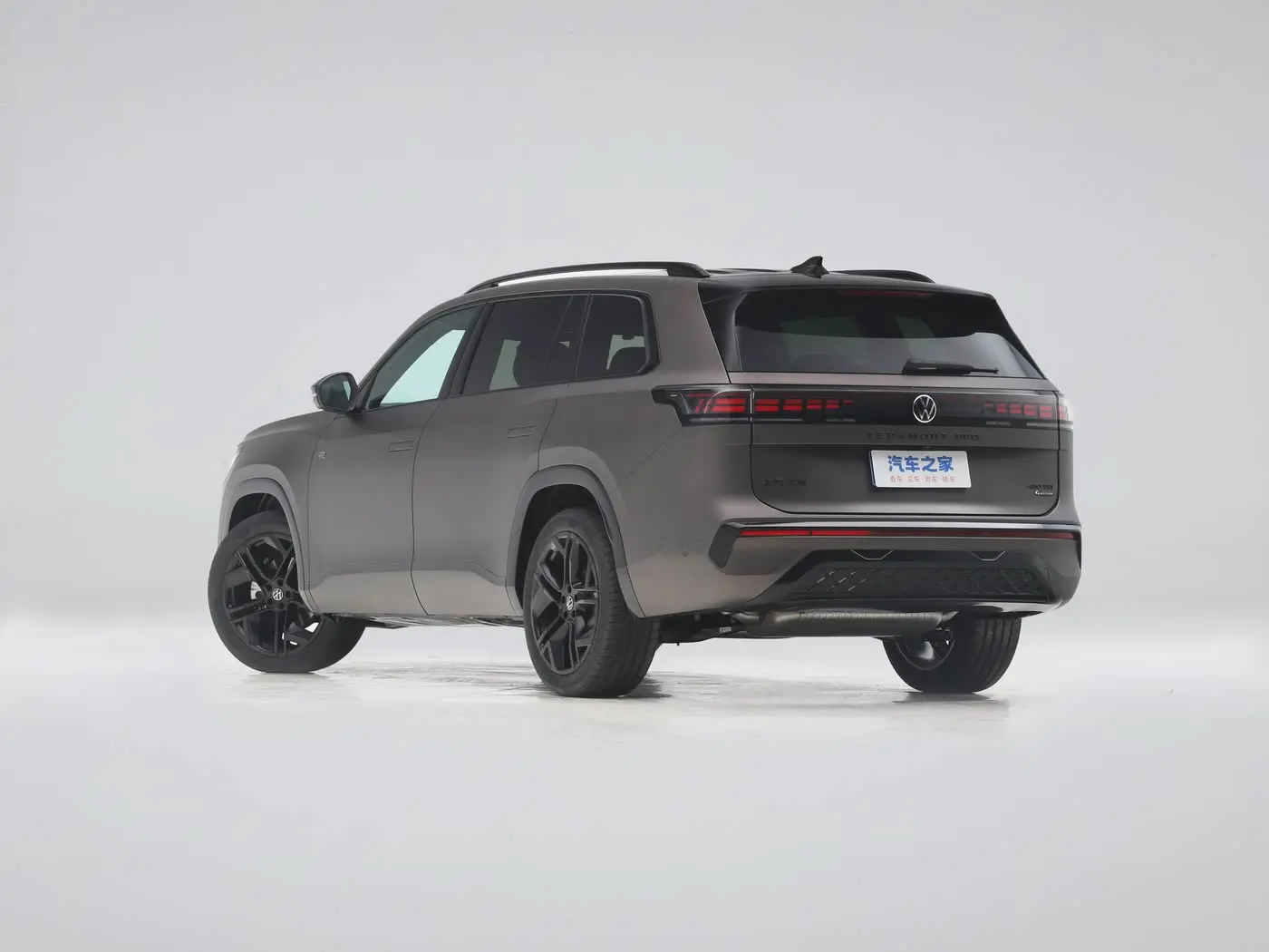 Volkswagen Teramont exterior (4) Volkswagen Teramont - Image 4