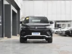 Volkswagen Tiguan L - Image 2