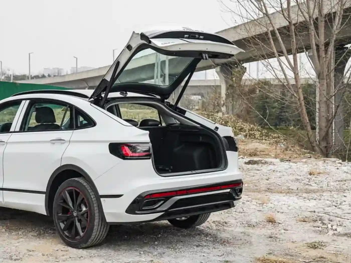 Volkswagen Tiguan X - Image 8
