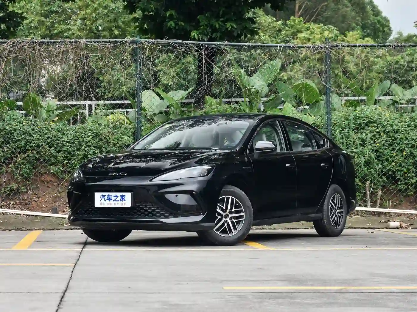 BYD Haibao 05 DM-i exterior (3) BYD Haibao 05 DM-i - الصورة 1