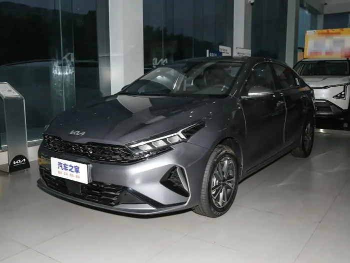 ⁦Kia K3⁩ - الصورة ⁦1⁩