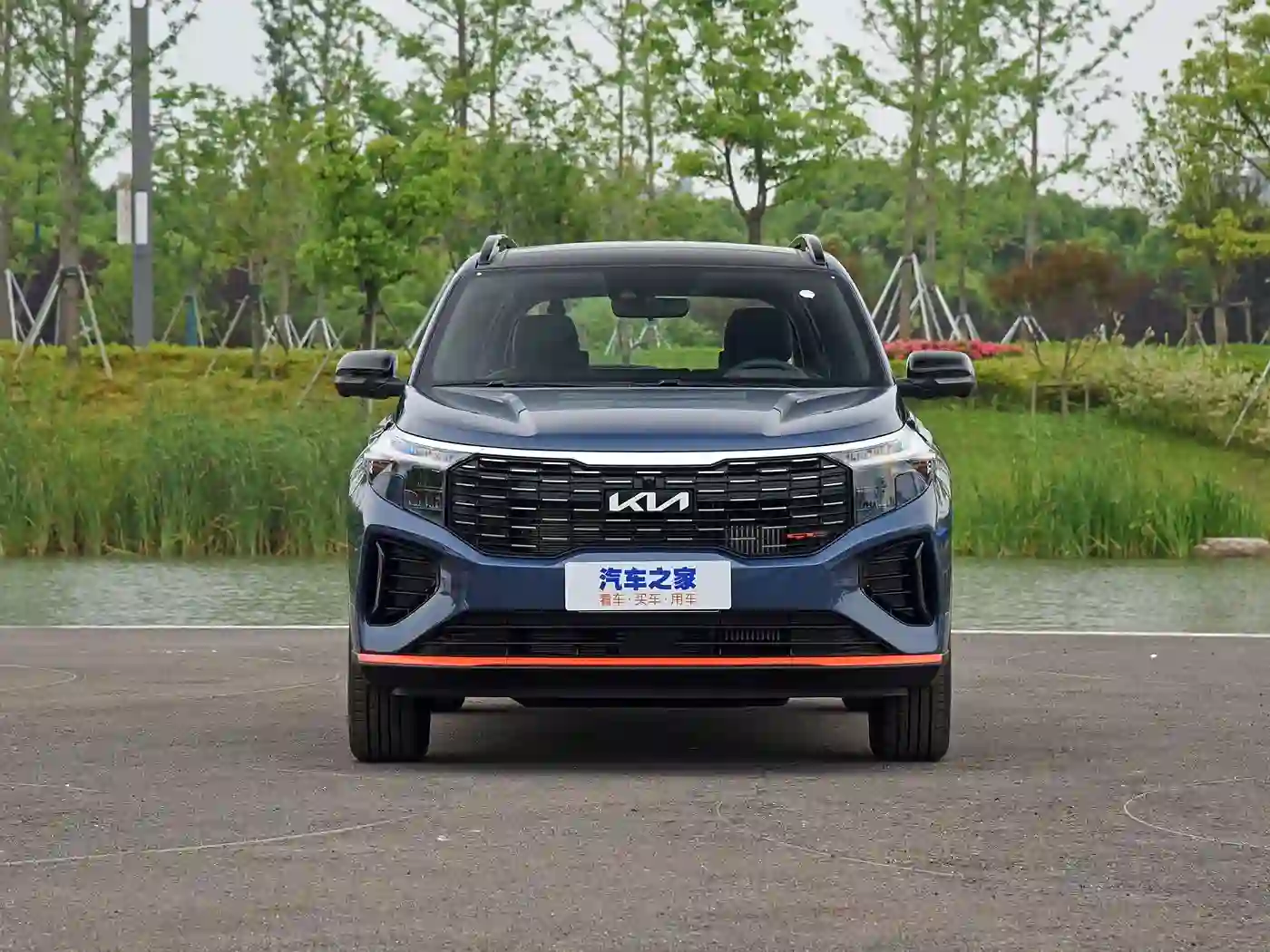 Kia Sportage exterior (3) Kia Sportage – Image 2