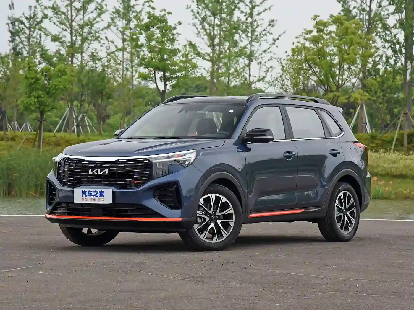 Kia Sportage exterior (4) Kia Sportage – Image 1
