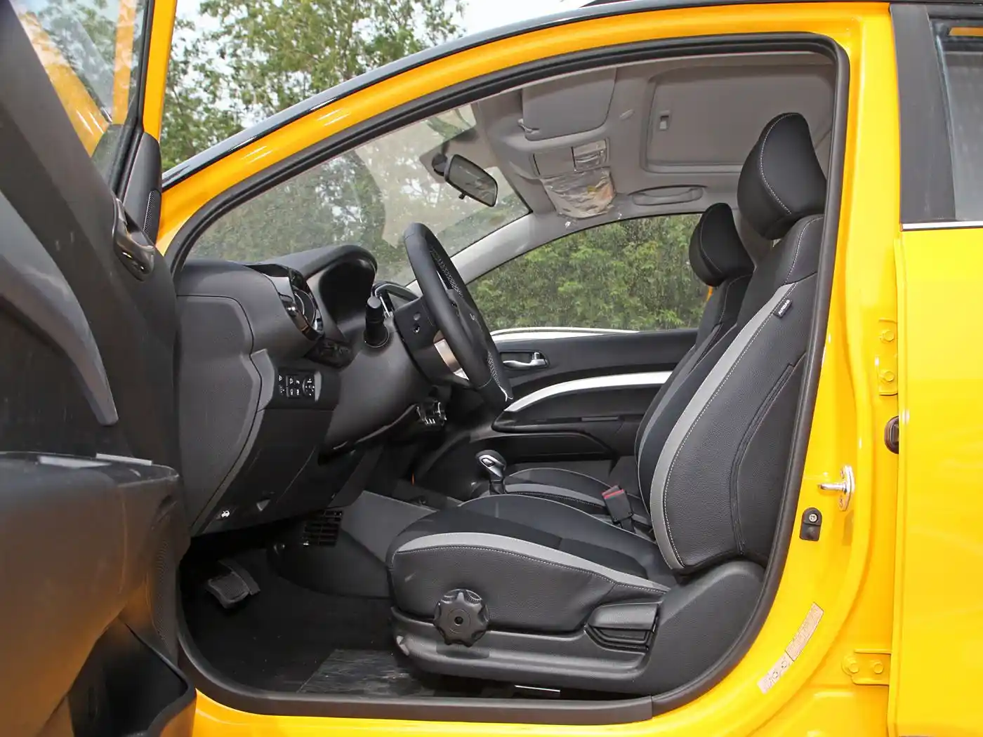 Kia Stonic interior (1) Kia Stonic – Image 6