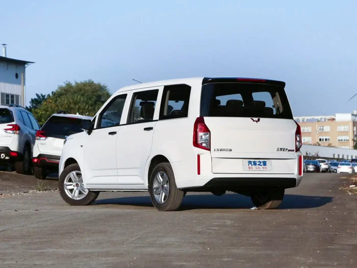 Wuling Hongguang PLUS - Imagen 4
