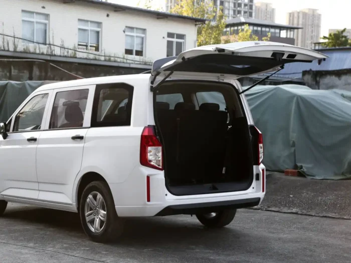 Wuling Hongguang PLUS - Imagen 9