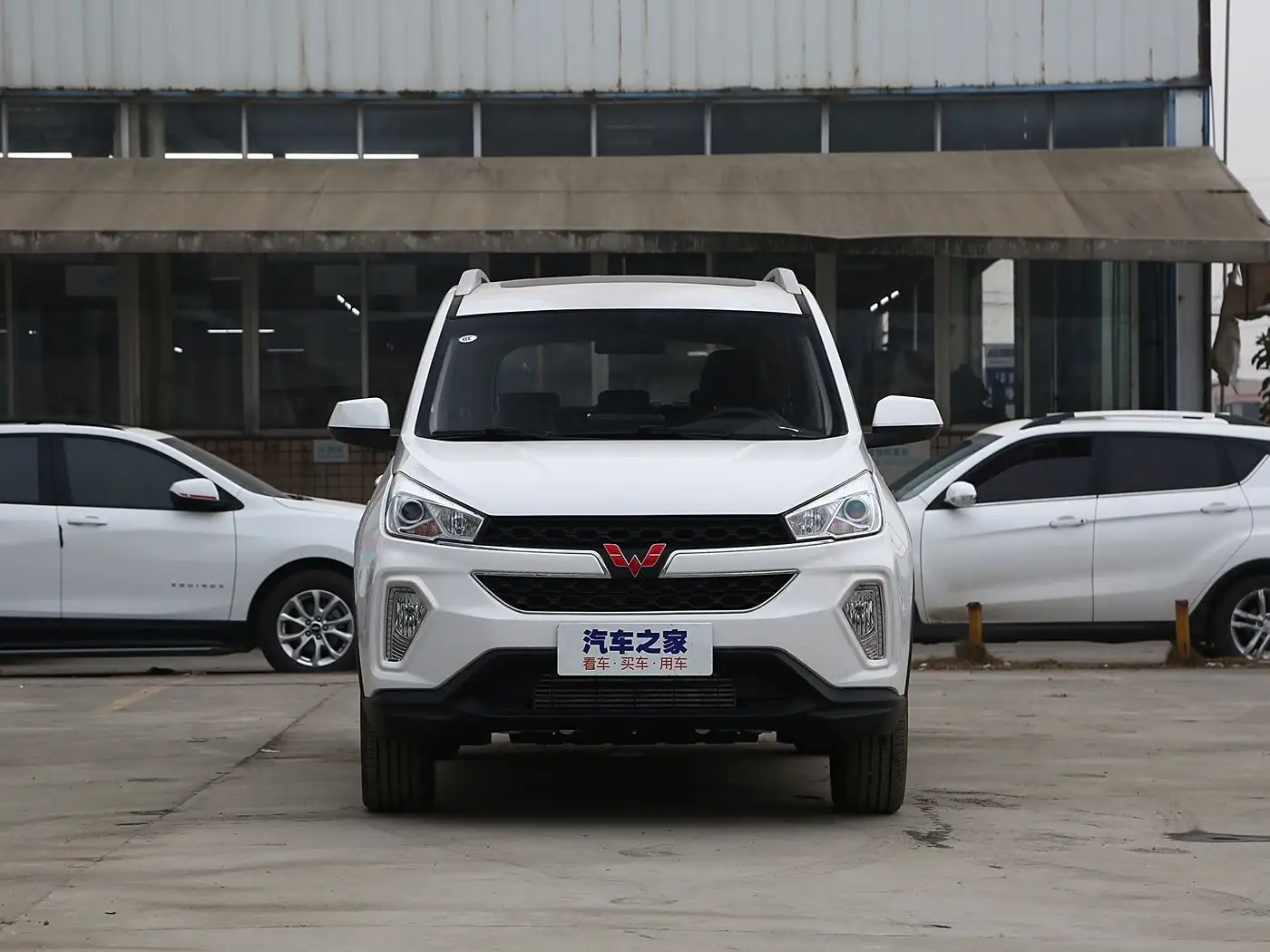 Wuling Hongguang S3 exterior (2) Wuling Hongguang S3 - الصورة 2