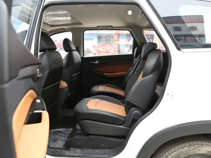 ⁦Wuling Hongguang S3⁩ - الصورة ⁦7⁩