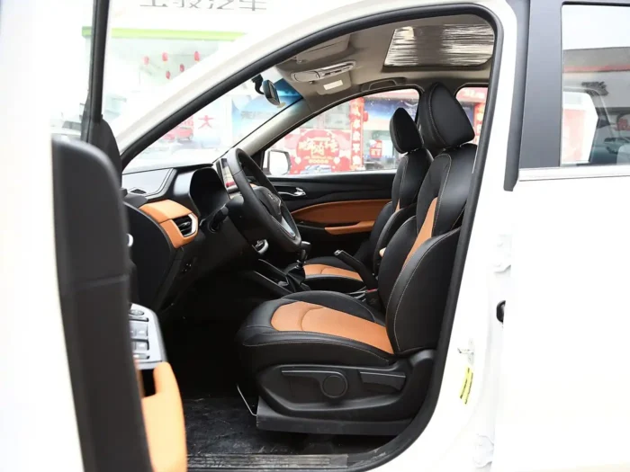 ⁦Wuling Hongguang S3⁩ - الصورة ⁦6⁩