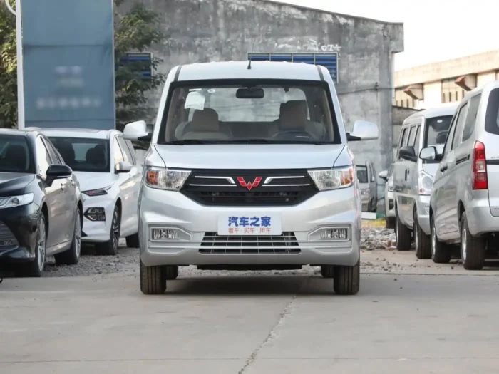 Wuling Hongguang V — изображение 2