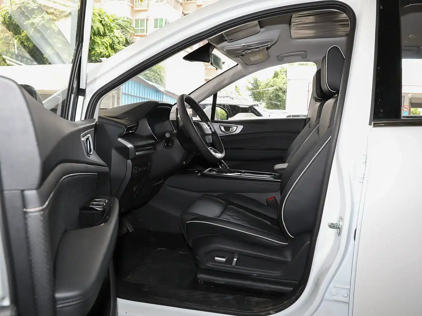 Wuling Jiachen interior (4) Wuling Jiachen - Imagen 6