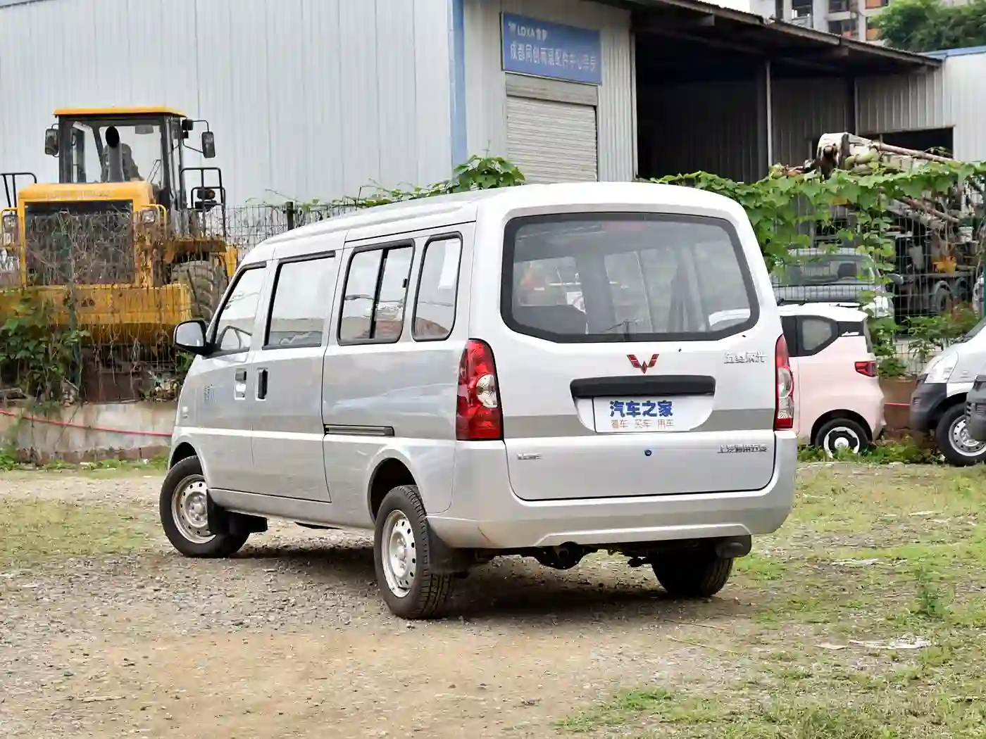 Wuling Rongguang exterior (1) Wuling Rongguang - Image 4