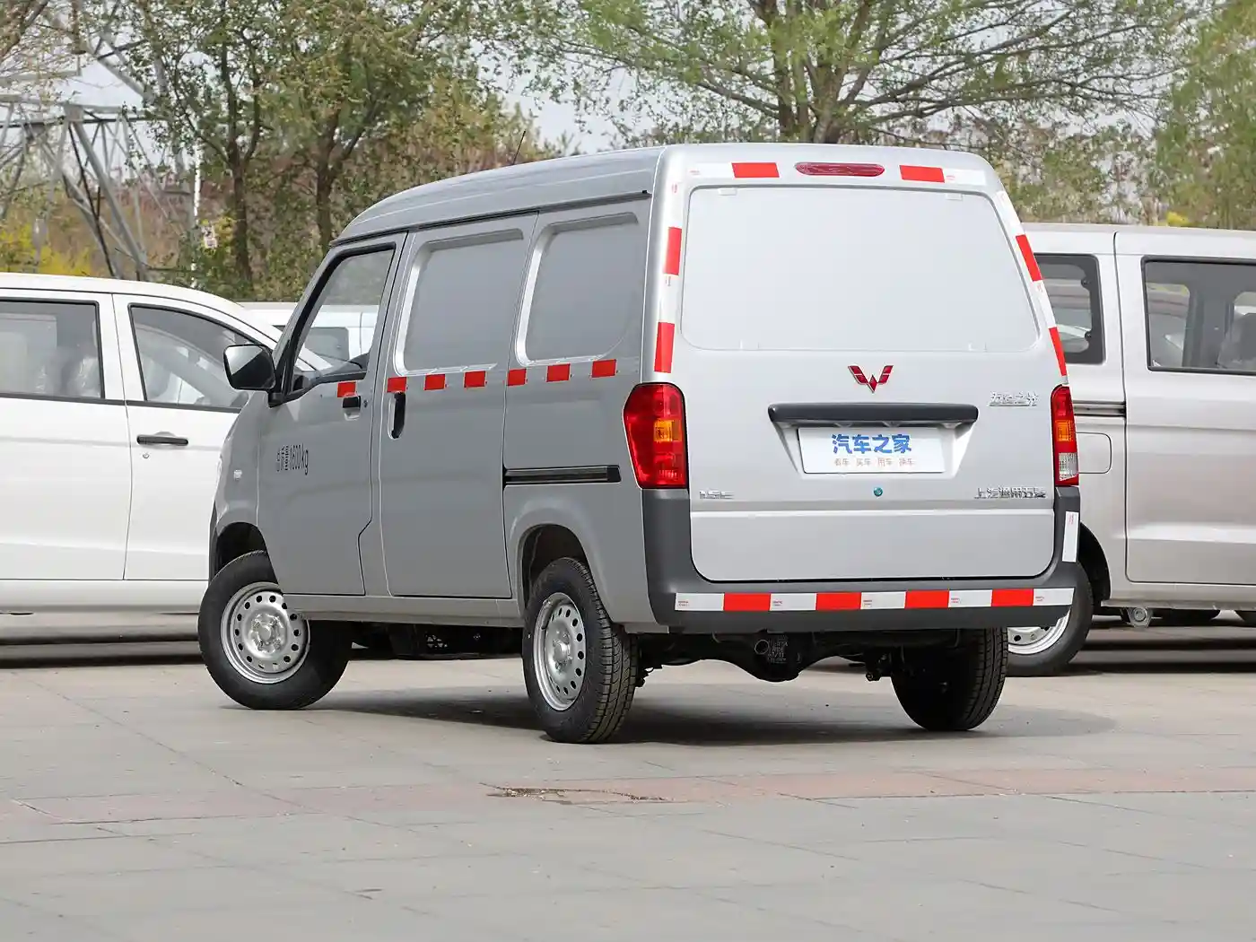 Wuling Zhiguang exterior (1) Wuling Zhiguang - الصورة 4