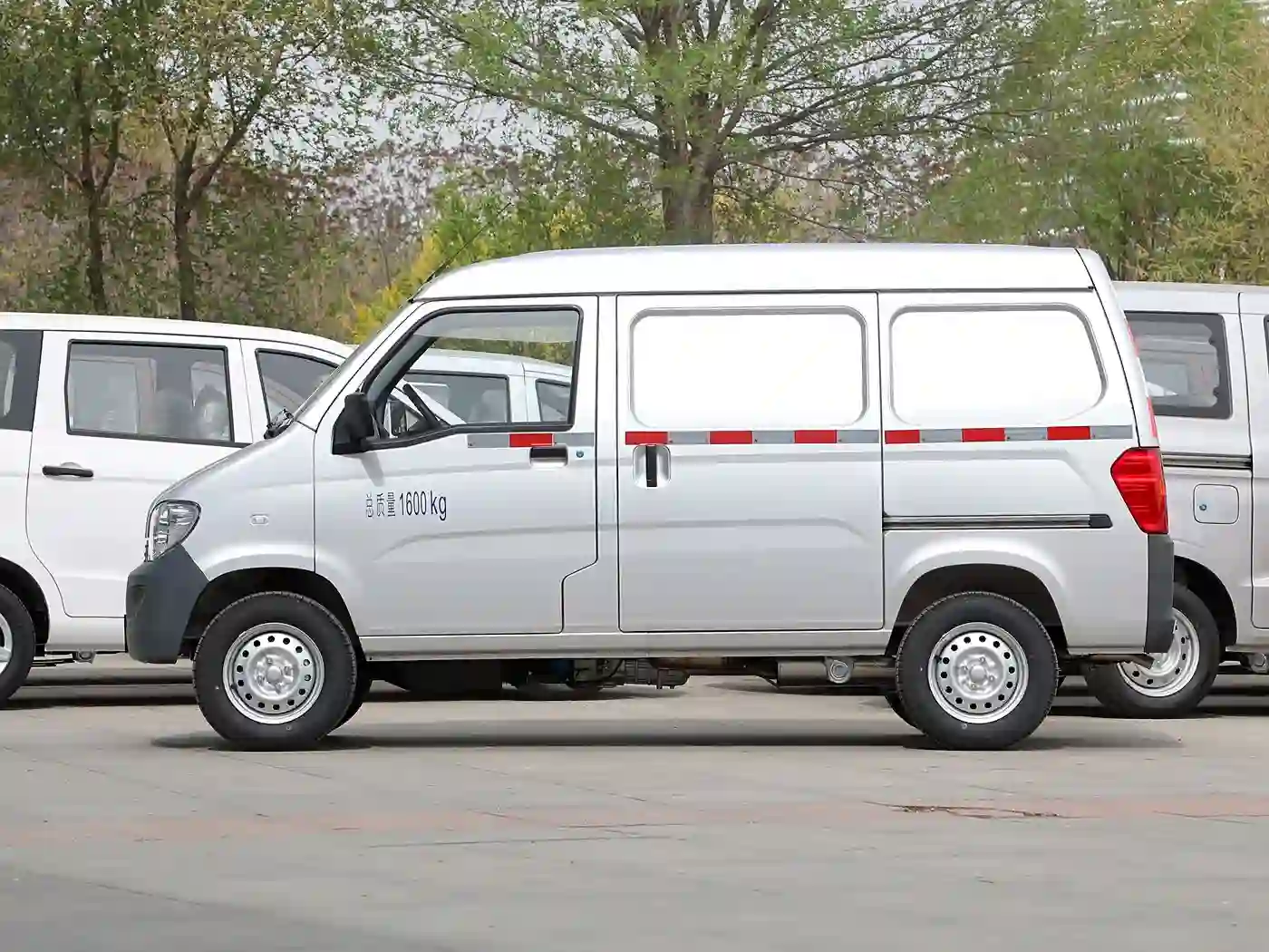 Wuling Zhiguang exterior (2) Wuling Zhiguang - الصورة 3