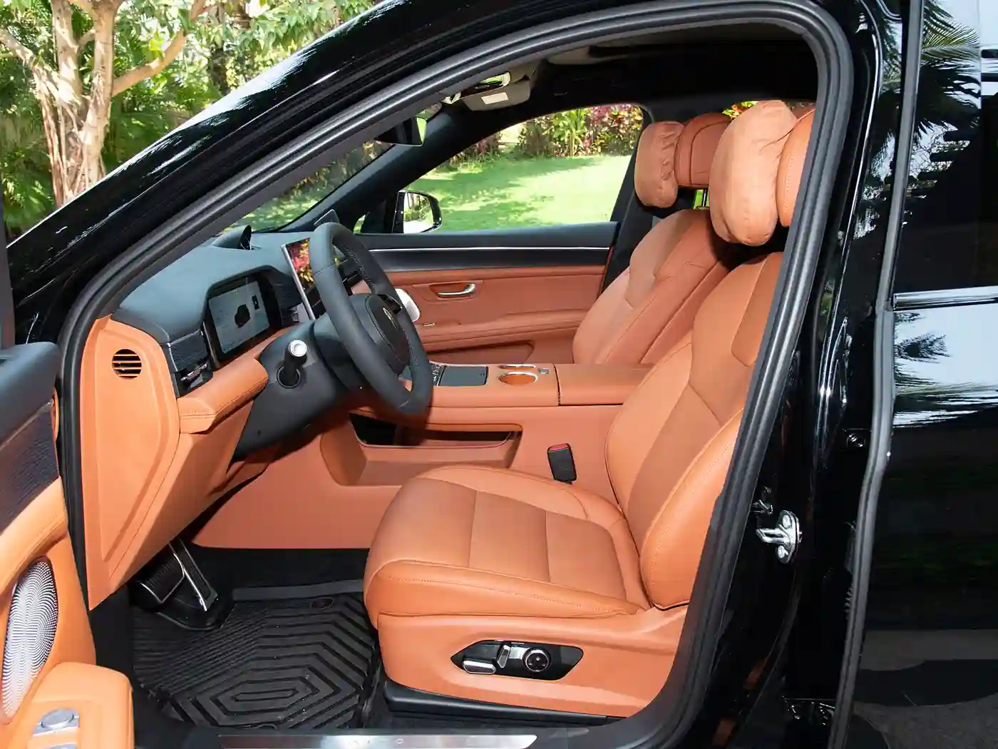 AITO M5 interior (3) AITO M5 - Image 6
