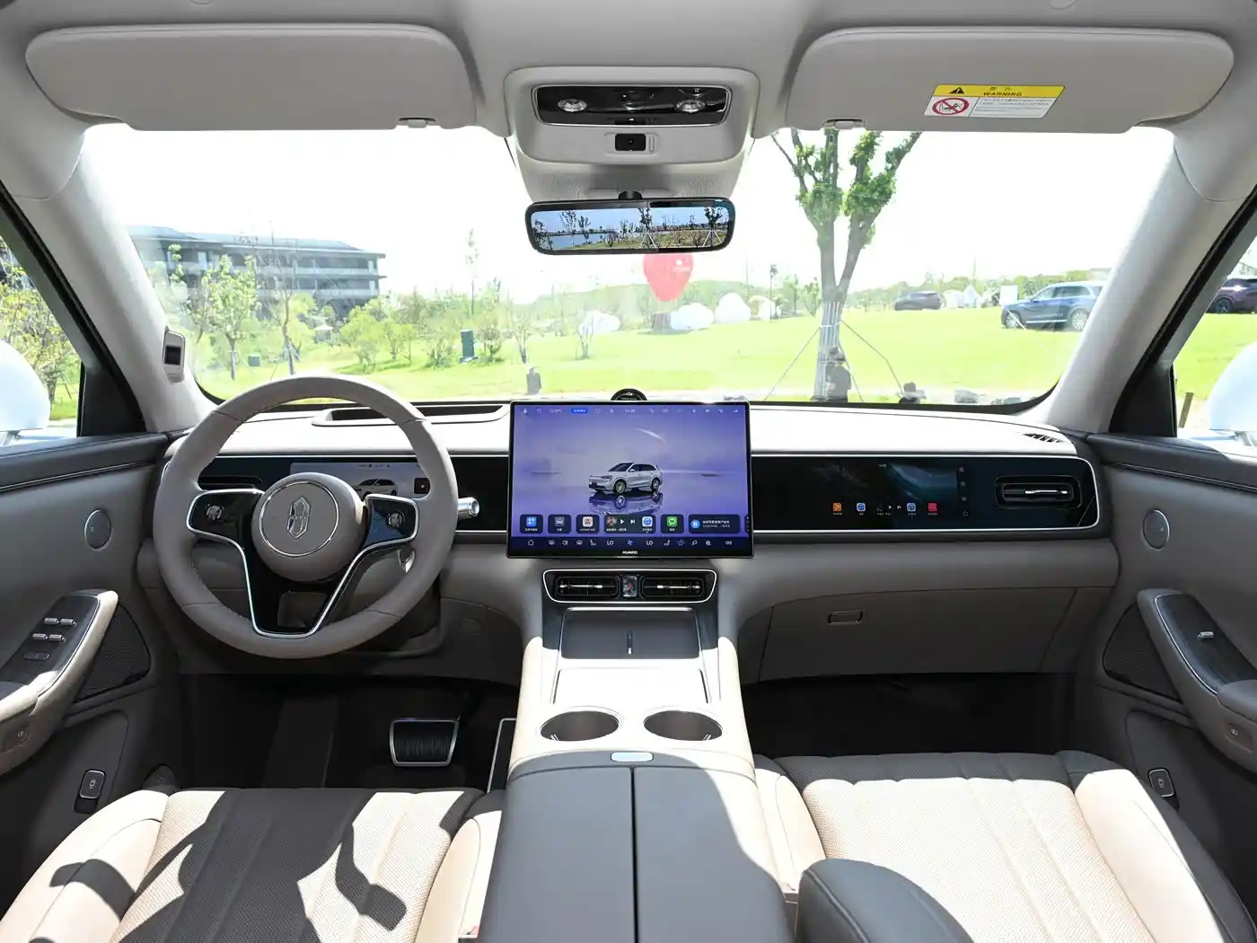 AITO M7 interior (4) AITO M7 - Image 5