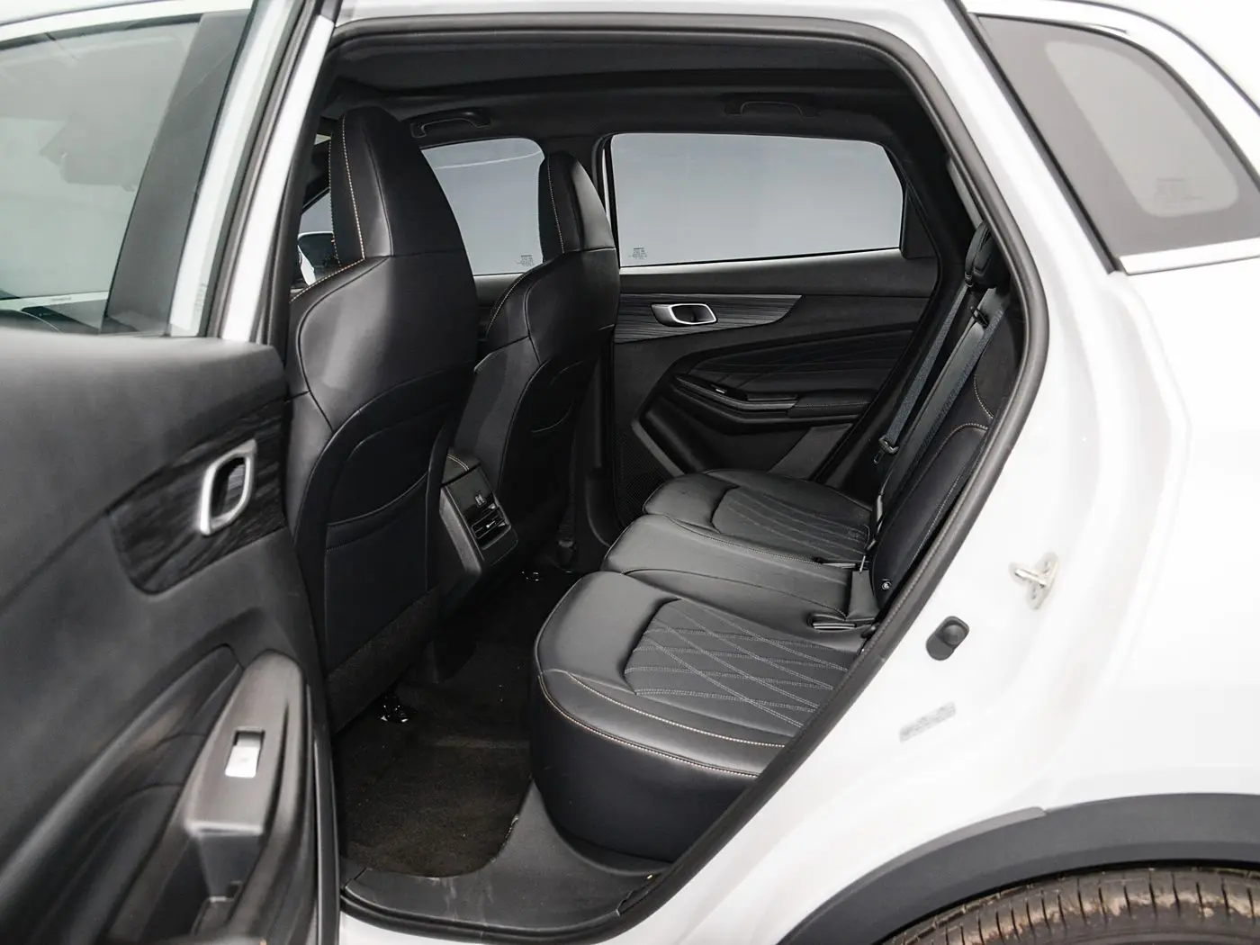 Changan Qiyuan Q05 Classic interior (3) Changan Qiyuan Q05 Classic - الصورة 7