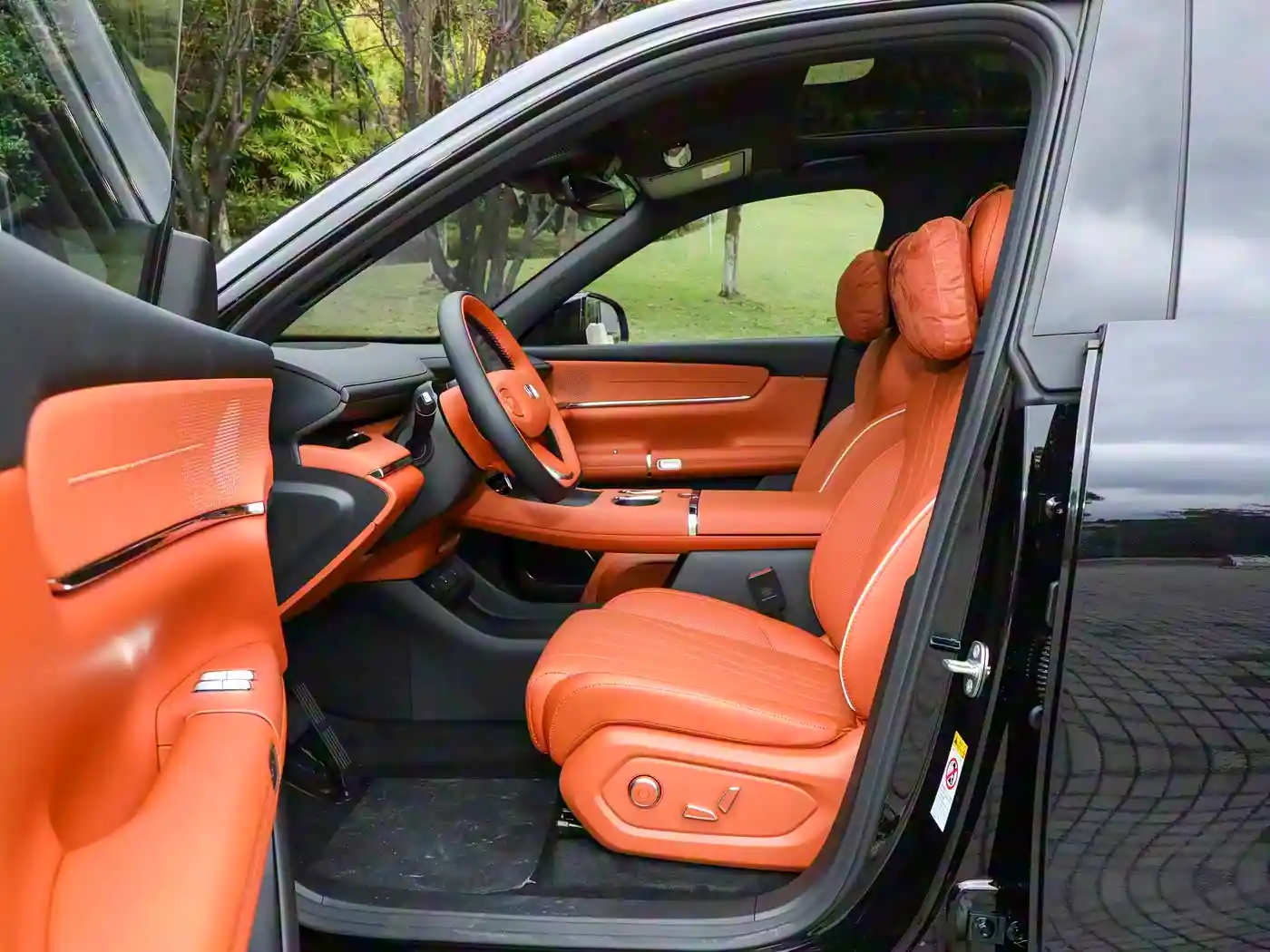 Changan Qiyuan Q07 interior (2) Changan Qiyuan Q07 - الصورة 6
