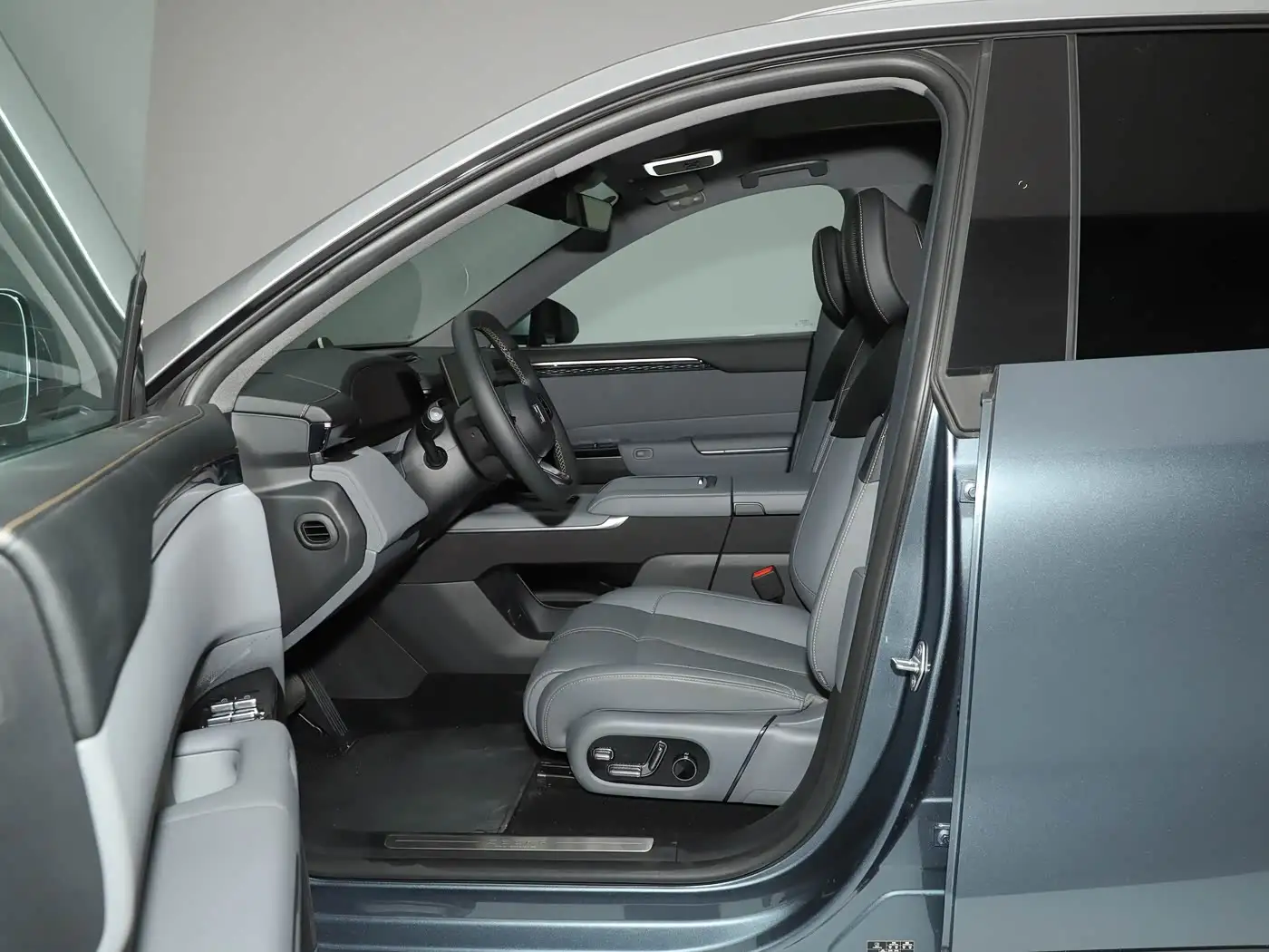 ZEEKR 7X interior (1) ZEEKR 7X – Image 6